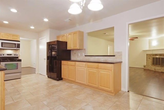 25502 Hickory Valley Lane, Spring, TX 77373