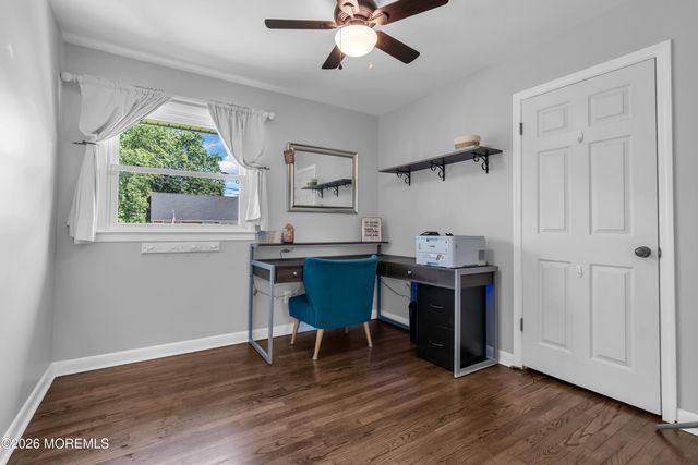 39 Monroe Street, Keyport, NJ 07735