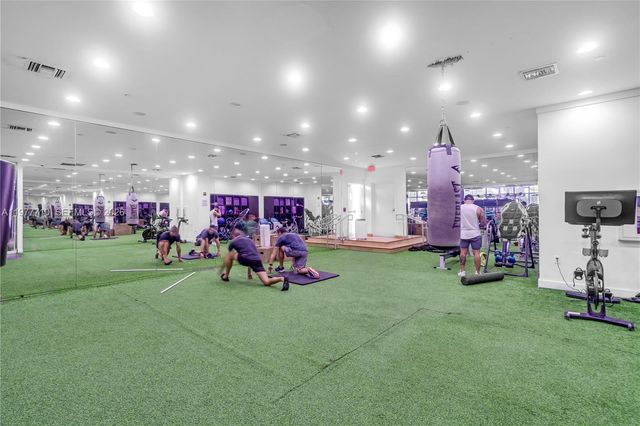 1000 West Ave 1121, Miami Beach, FL 33139