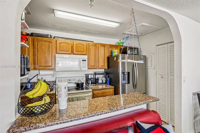 4520 NW 79th Ave 2D, Doral, FL 33166