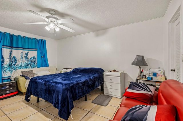 4520 NW 79th Ave 2D, Doral, FL 33166