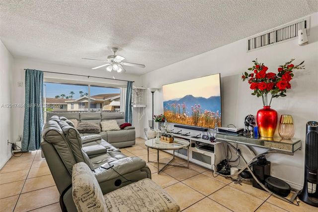4520 NW 79th Ave 2D, Doral, FL 33166