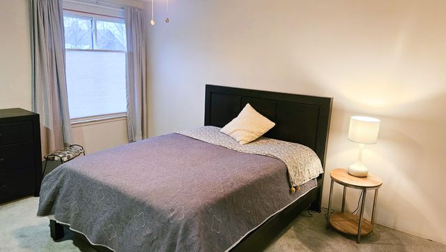 160 Carberry Hill Court, Kalamazoo Twp, MI 49006