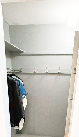 160 Carberry Hill Court, Kalamazoo Twp, MI 49006