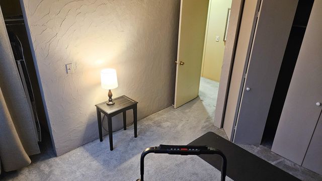 160 Carberry Hill Court, Kalamazoo Twp, MI 49006