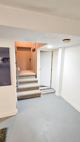 160 Carberry Hill Court, Kalamazoo Twp, MI 49006