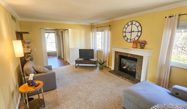 160 Carberry Hill Court, Kalamazoo Twp, MI 49006