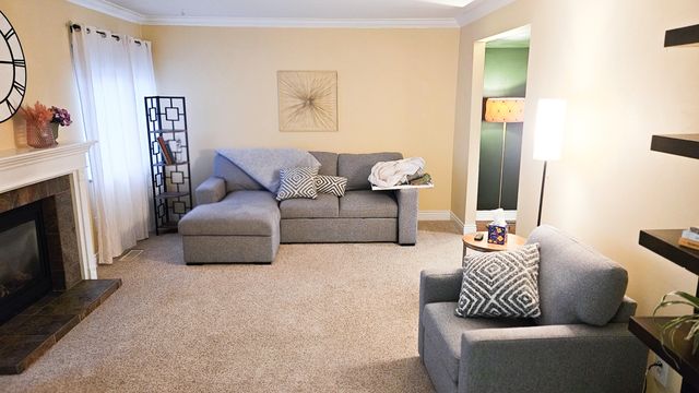 160 Carberry Hill Court, Kalamazoo Twp, MI 49006