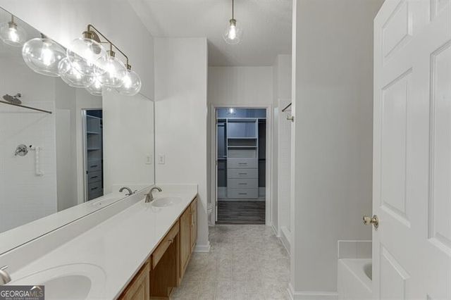 2464 Laurelfield Drive, Grayson, GA 30017