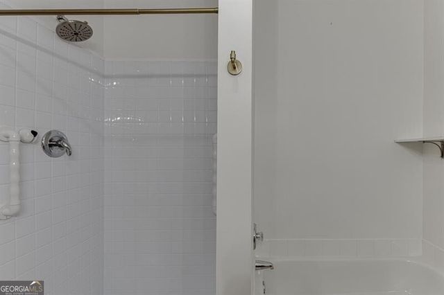 2464 Laurelfield Drive, Grayson, GA 30017