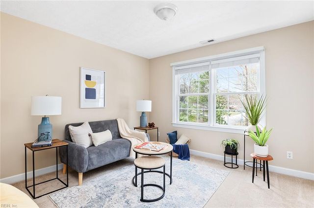 20 Wornom Farm RD, Poquoson, VA 23662