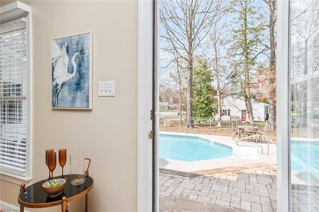 20 Wornom Farm RD, Poquoson, VA 23662