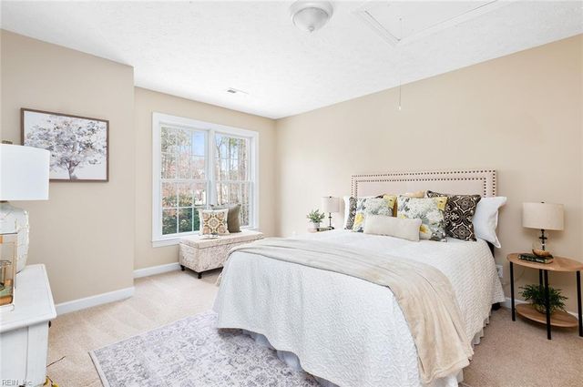 20 Wornom Farm RD, Poquoson, VA 23662