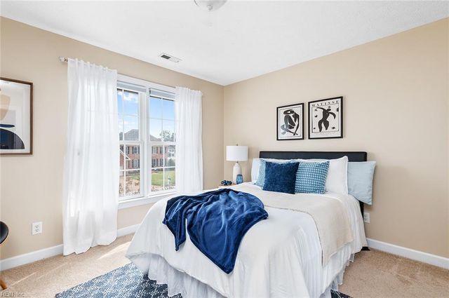 20 Wornom Farm RD, Poquoson, VA 23662