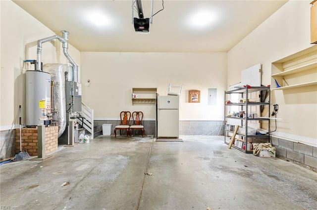 20 Wornom Farm RD, Poquoson, VA 23662