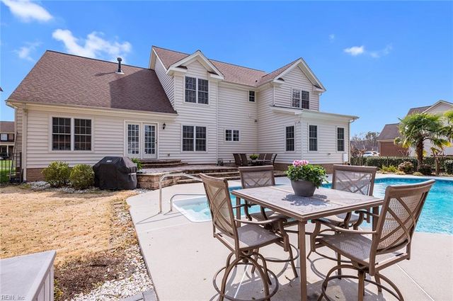 20 Wornom Farm RD, Poquoson, VA 23662