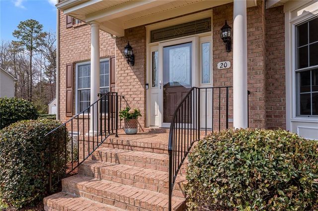 20 Wornom Farm RD, Poquoson, VA 23662