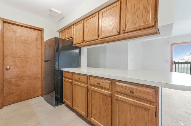 1555 Harbour Boulevard, Trenton, MI 48183