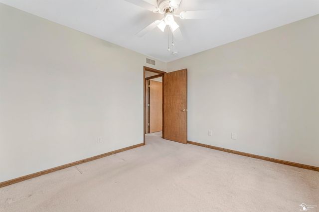 1555 Harbour Boulevard, Trenton, MI 48183