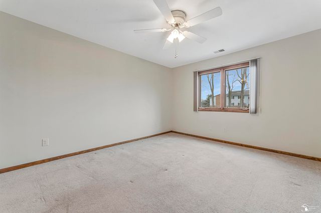 1555 Harbour Boulevard, Trenton, MI 48183