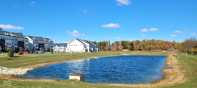 3283 Haflinger Drive, Zionsville, IN 46077