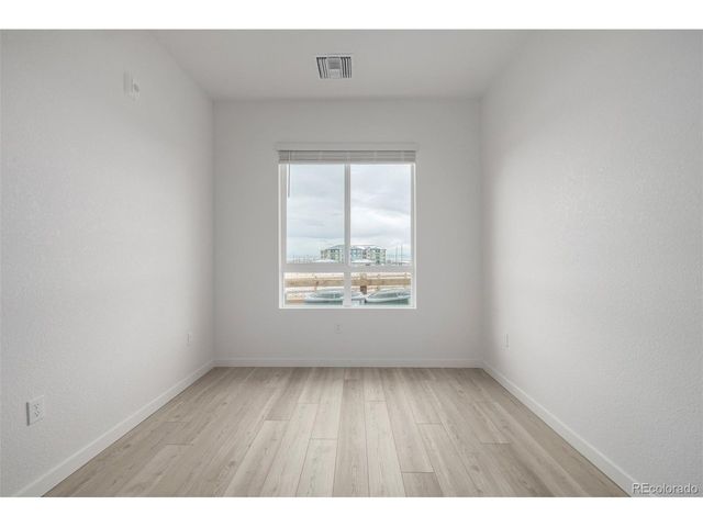 6153 N Ceylon St 3-202, Aurora, CO 80019