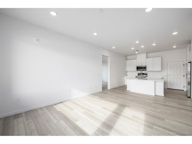 6153 N Ceylon St 3-202, Aurora, CO 80019