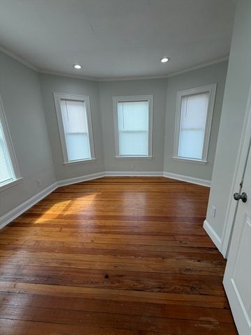 832 Montello St 3, Brockton, MA 02301
