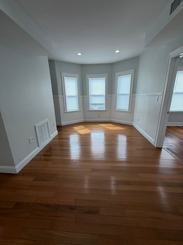 832 Montello St 3, Brockton, MA 02301