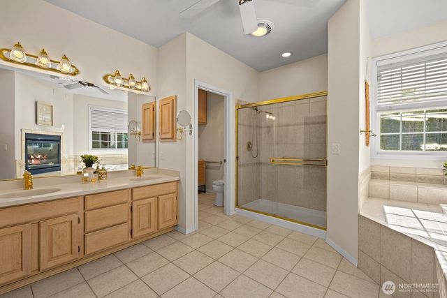 2412 173rd Avenue Ct E, Lake Tapps, WA 98391
