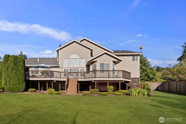 2412 173rd Avenue Ct E, Lake Tapps, WA 98391