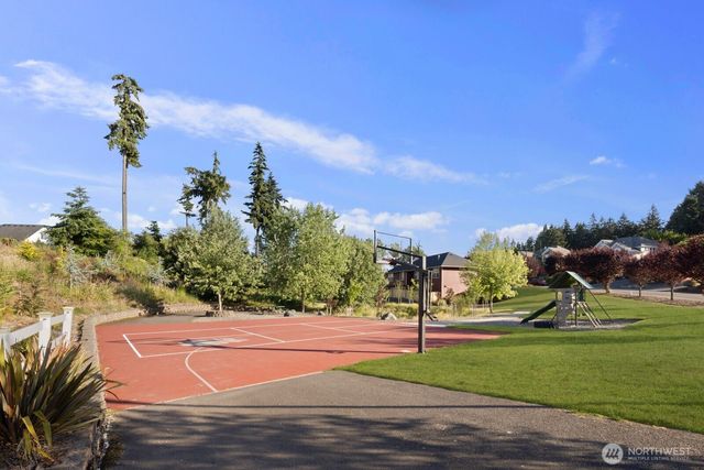 2412 173rd Avenue Ct E, Lake Tapps, WA 98391