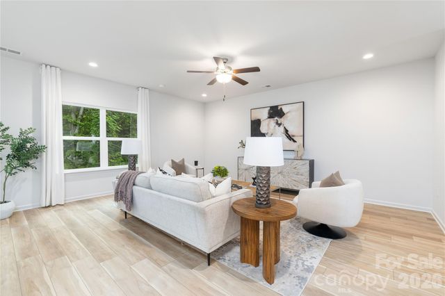 1535 Lisbon Lane, Charlotte, NC 28269