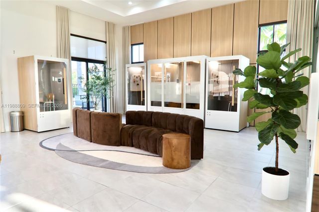 11719 SW 246th Ter ., Homestead, FL 33032