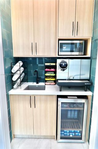 11719 SW 246th Ter ., Homestead, FL 33032