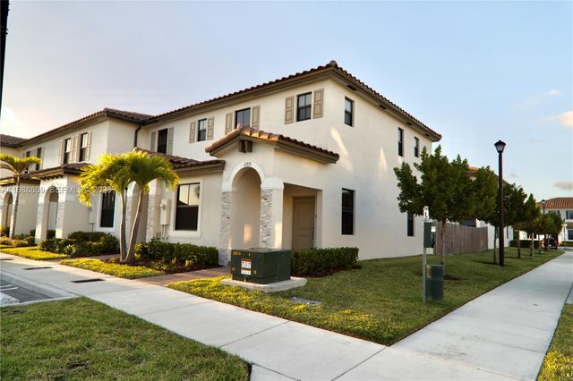 11719 SW 246th Ter ., Homestead, FL 33032