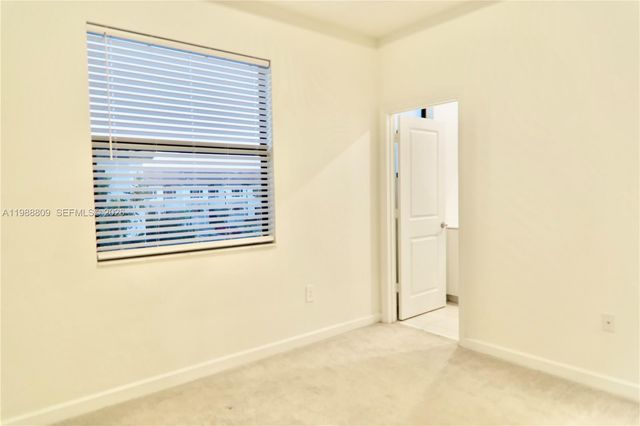 11719 SW 246th Ter ., Homestead, FL 33032