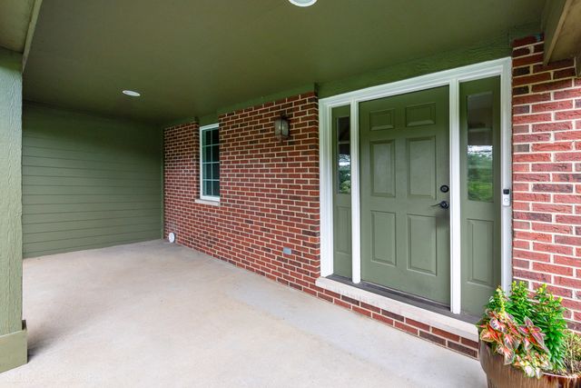 10410 Saddlebred Trail, Woodstock, IL 60098