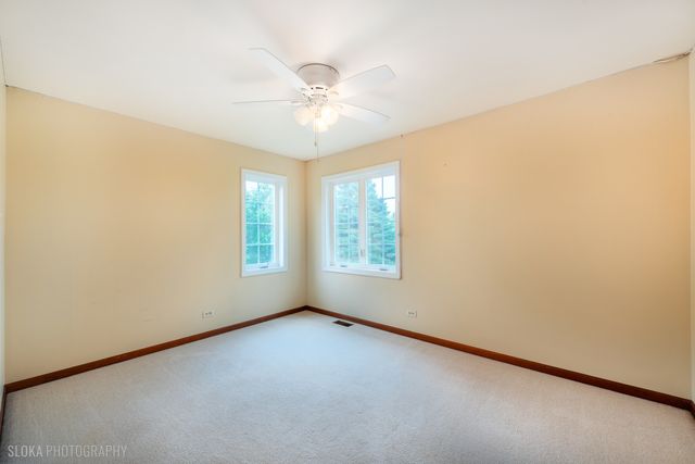 10410 Saddlebred Trail, Woodstock, IL 60098