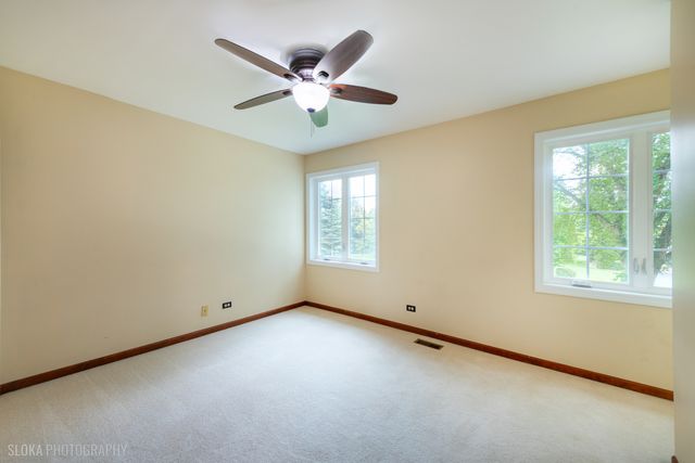 10410 Saddlebred Trail, Woodstock, IL 60098