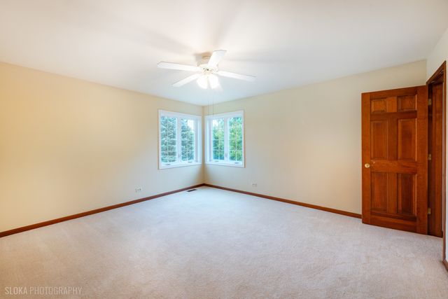 10410 Saddlebred Trail, Woodstock, IL 60098