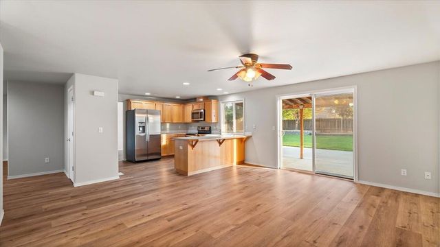 9219 W 72nd Ave, Cheney, WA 99004