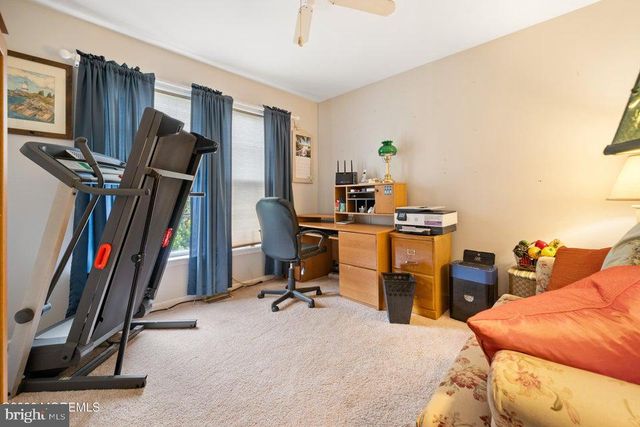 994 TREASURE AVE, Manahawkin, NJ 08050