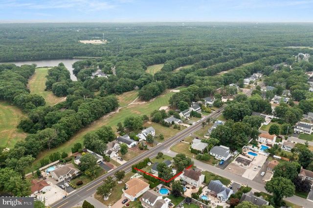 994 TREASURE AVE, Manahawkin, NJ 08050