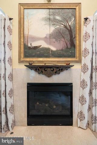 994 TREASURE AVE, Manahawkin, NJ 08050