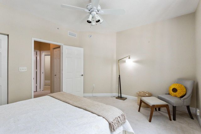 806 E Windward Way 217, Lantana, FL 33462