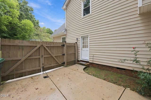 221 Heidinger Drive, Cary, NC 27511