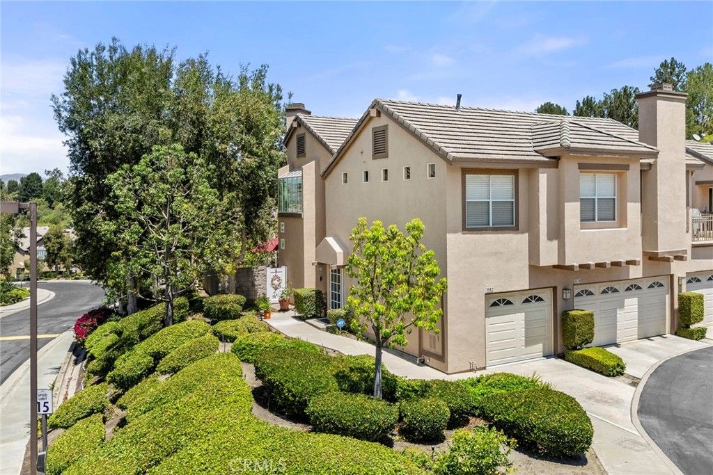 1382 S Country Glen Way, Anaheim Hills, CA 92808 — photo 2