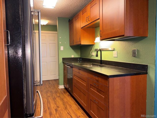 2325 S Linden Ct 215, Denver, CO 80222