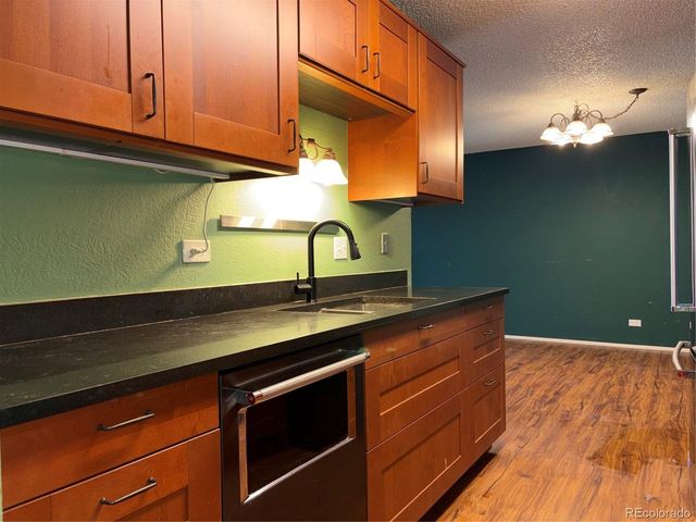 2325 S Linden Ct 215, Denver, CO 80222